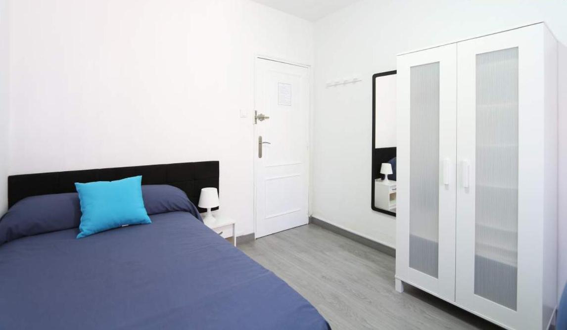 Casagoa Bed & Breakfast Madrid Bagian luar foto